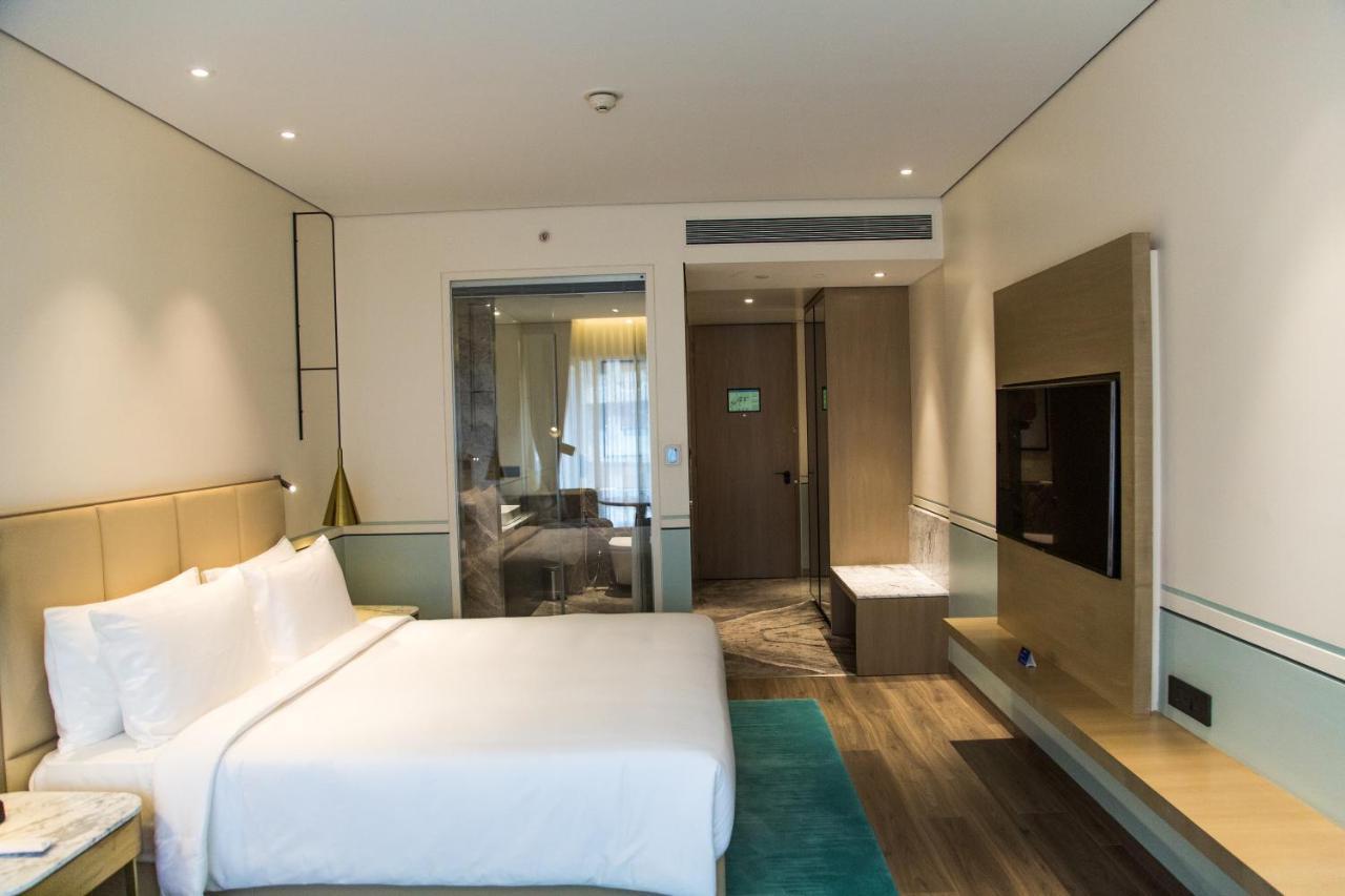 Hotel Radisson Blu Mumbai International Airport Exterior foto A room at the hotel