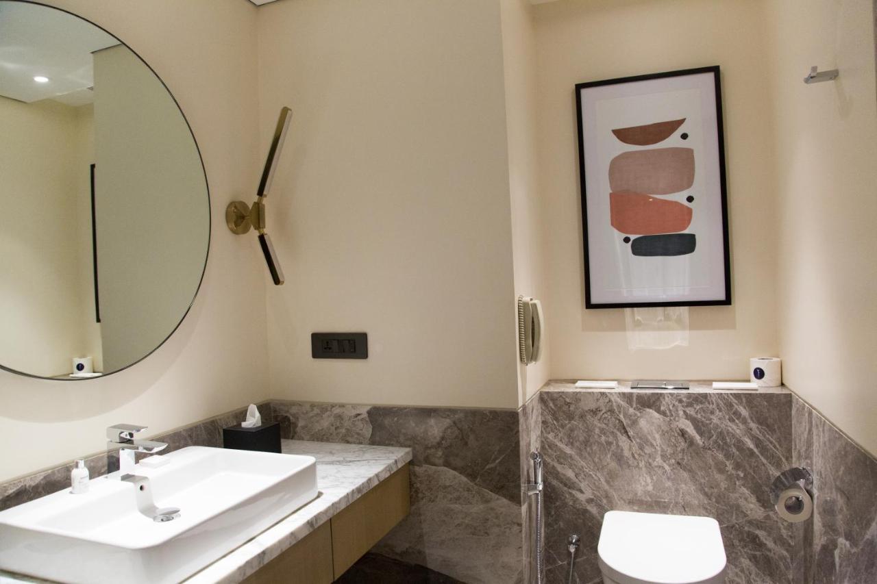 Hotel Radisson Blu Mumbai International Airport Exterior foto Bathroom